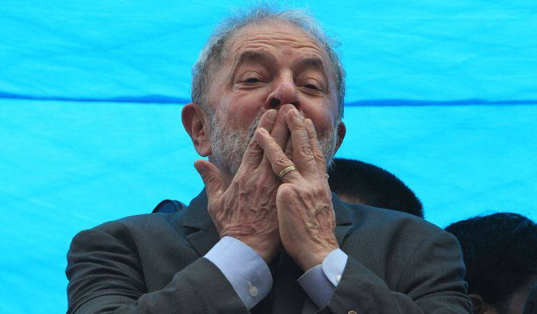 Fotografía de archivo fechada el 23 de enero de 2018, que muestra al expresidente brasileño Luiz Inácio Lula da Silva durante una ceremonia en Porto Alegre (Brasil).