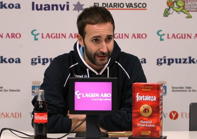 Sito Alonso durante una comparecencia en Illunbe.