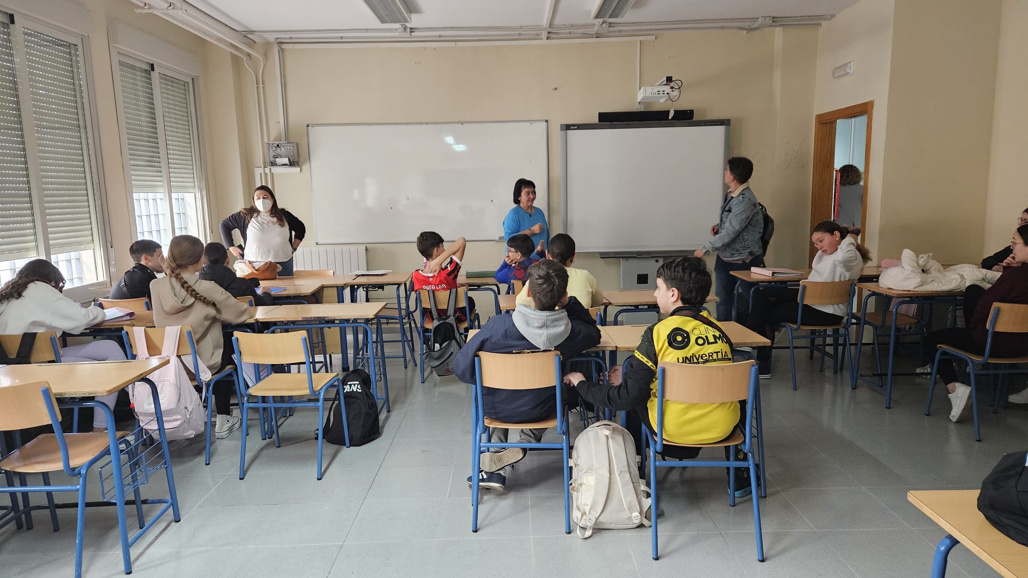 Momento del taller sobre Autoestima, impartido por Antonia Godoy y Ana Belén del Valle