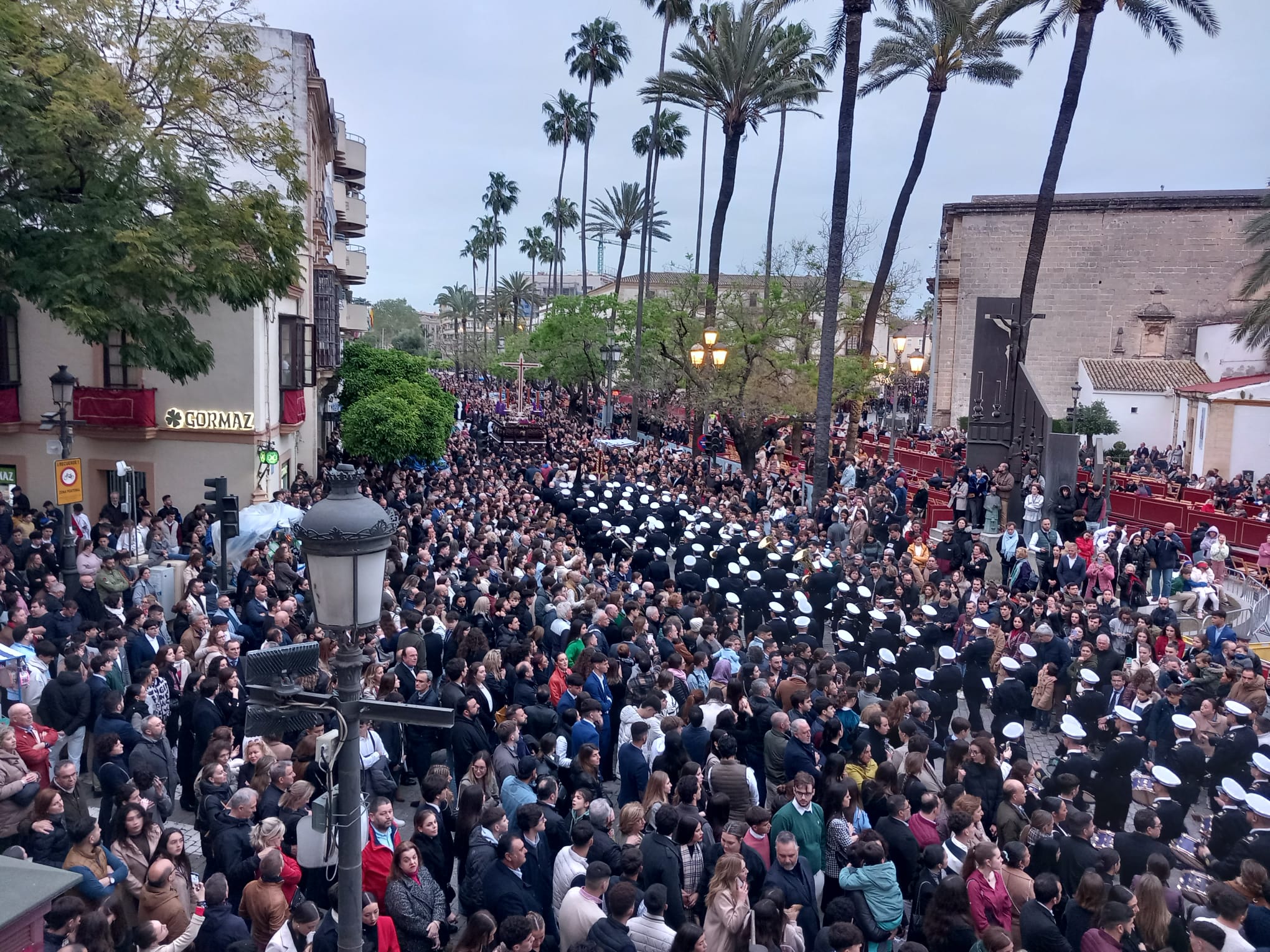 Uno de los desfiles procesionales de la pasada Semana Santa en Jerez