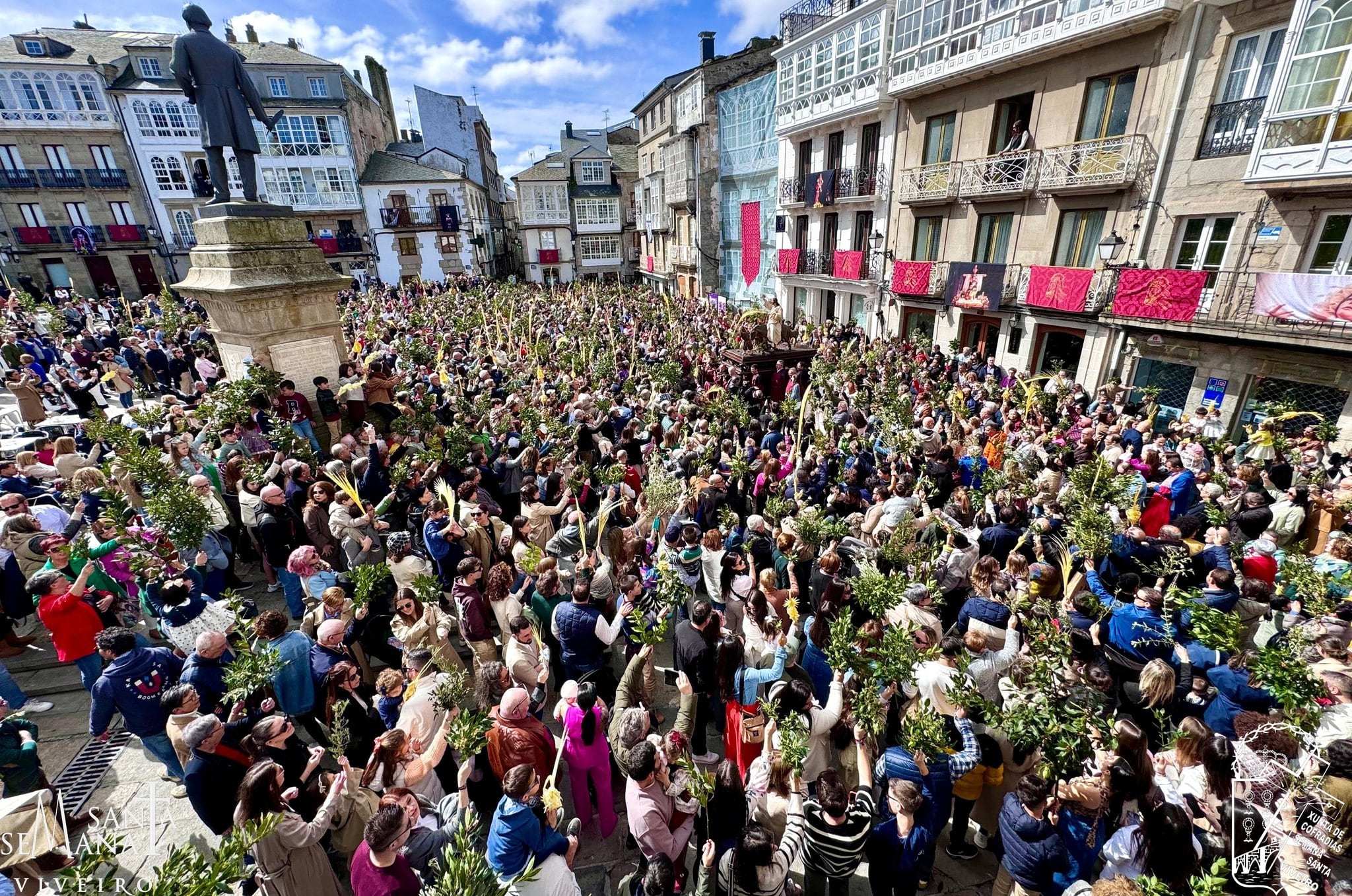 Viveiro estuvo abarrotado en los actos del Domingo de Ramos.