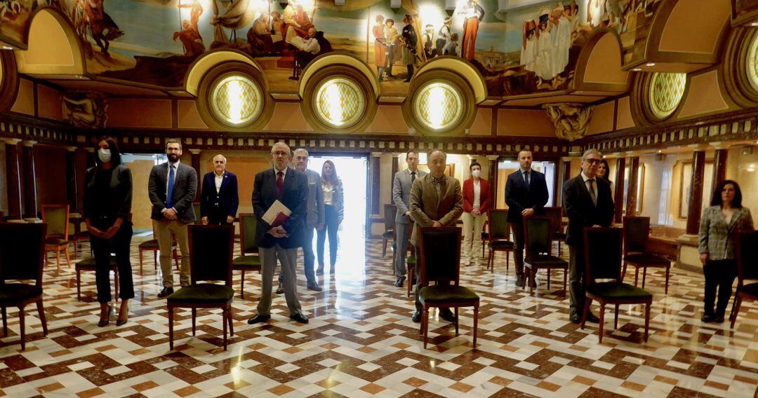 Imagen de la presentación de la Comisión, en la Asamblea 