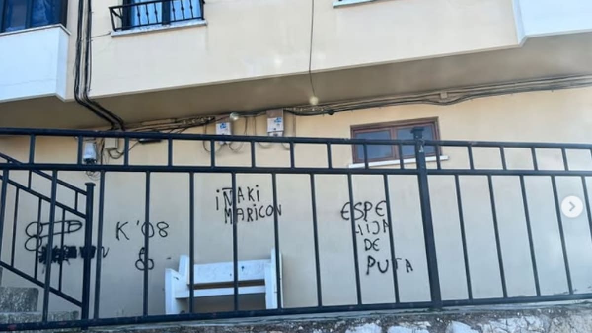 El Ayuntamiento de Minglanilla denuncia varias pintadas vandálicas contra dos concejales