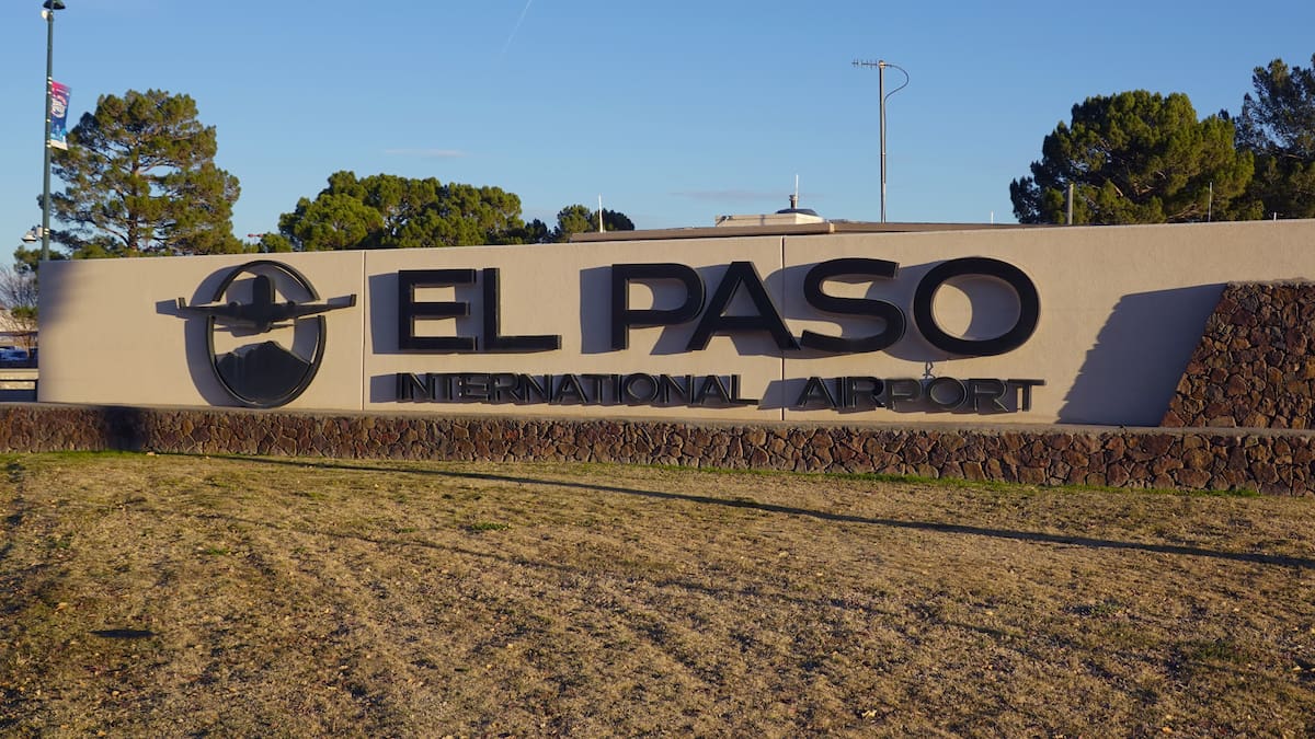 Reanudados los vuelos hacia y desde el Aeropuerto de El Paso (Texas) tras el cierre temporal por "razones especiales de seguridad"