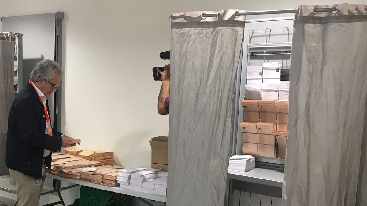 La primera llamada del día con Carlos Pérez Nievas, presidente de Ciudadanos Navarra