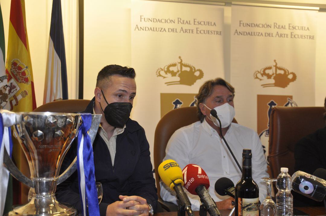 Esteban Vigo y Juan Díaz el día de la presentación del entrenador