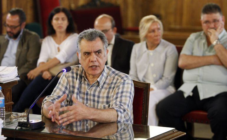 19/06/2015.- El exgerente de Orange Market, Cándido Herrero, durante su declaración en el juicio por los contratos del Gobierno valenciano con la trama Gürtel para el montaje de su expositor en Fitur que se retoma hoy en el Tribunal Superior de Justicia