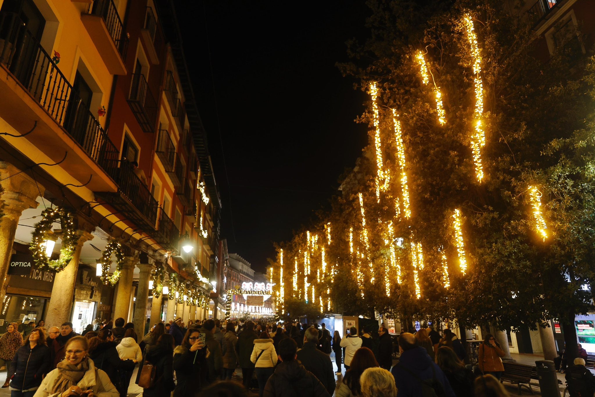 Iluminación navideña en el centro de Valladolid