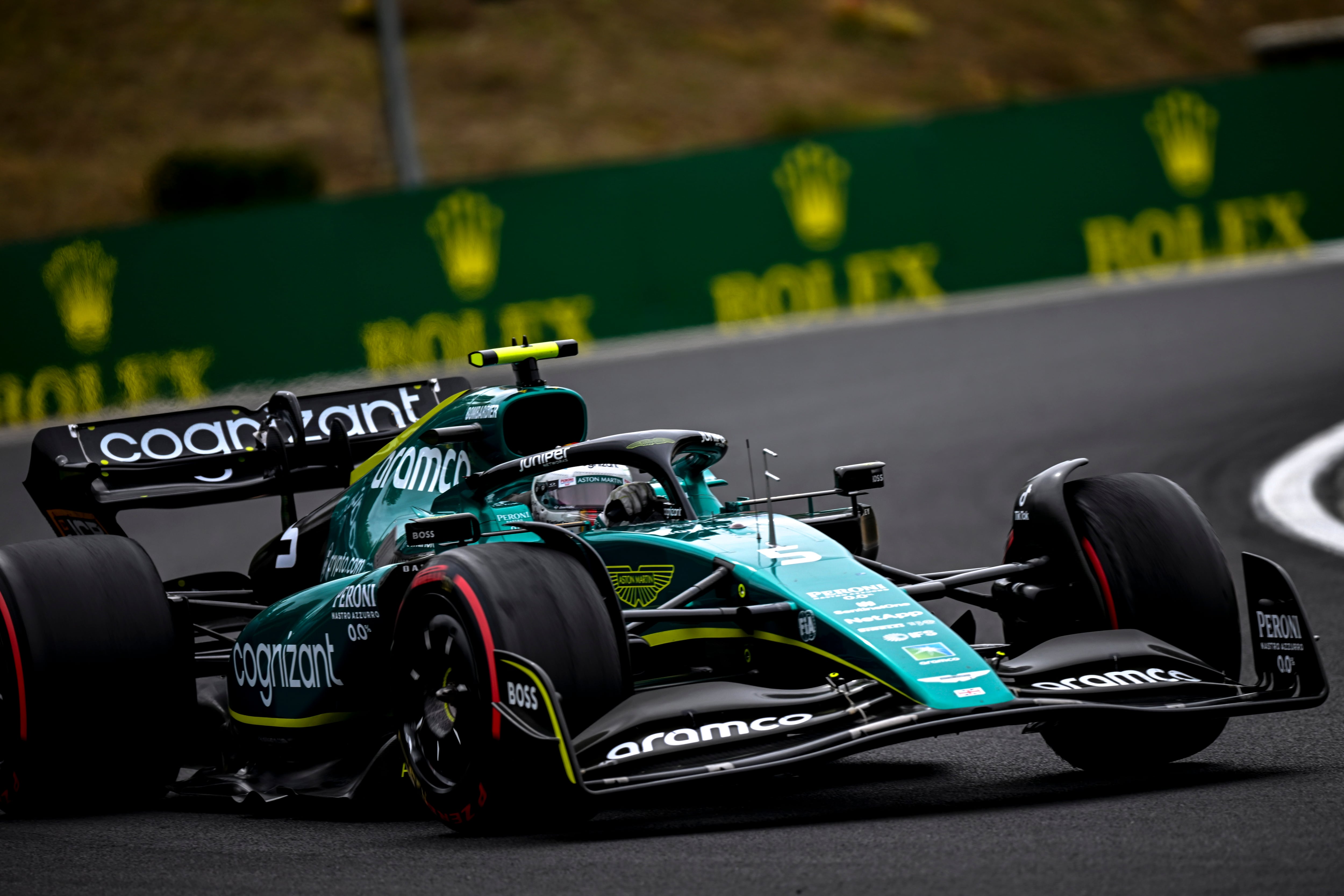 Mogyorod (Hungary), 30/07/2022.- German Formula One driver Sebastian Vettel of Aston Martin in action during the Formula One Grand Prix of Hungary at the Hungaroring circuit in Mogyorod, near Budapest, Hungary, 31 July 2022. (Fórmula Uno, Hungría) EFE/EPA/CHRISTIAN BRUNA
