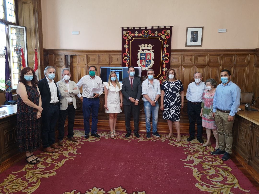 Presentación del libro en el Salón de Plenos del Ayuntamiento de Palencia