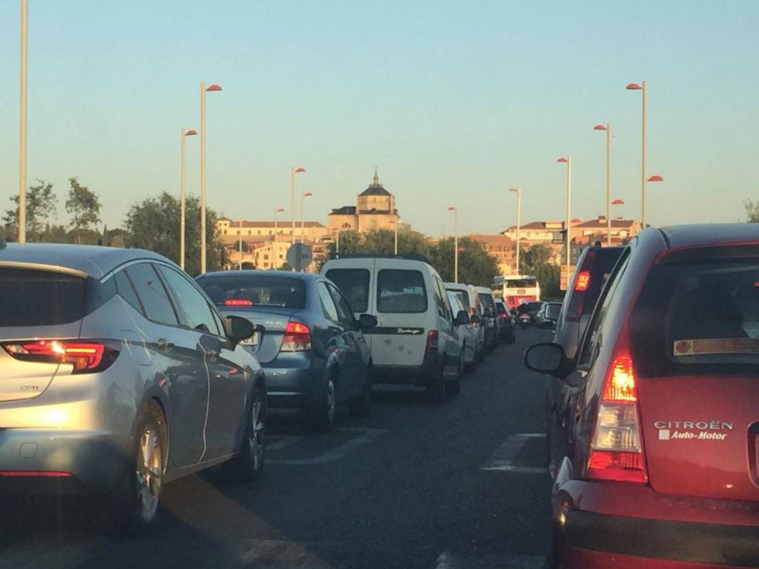 Atasco en el paseo de azarquiel