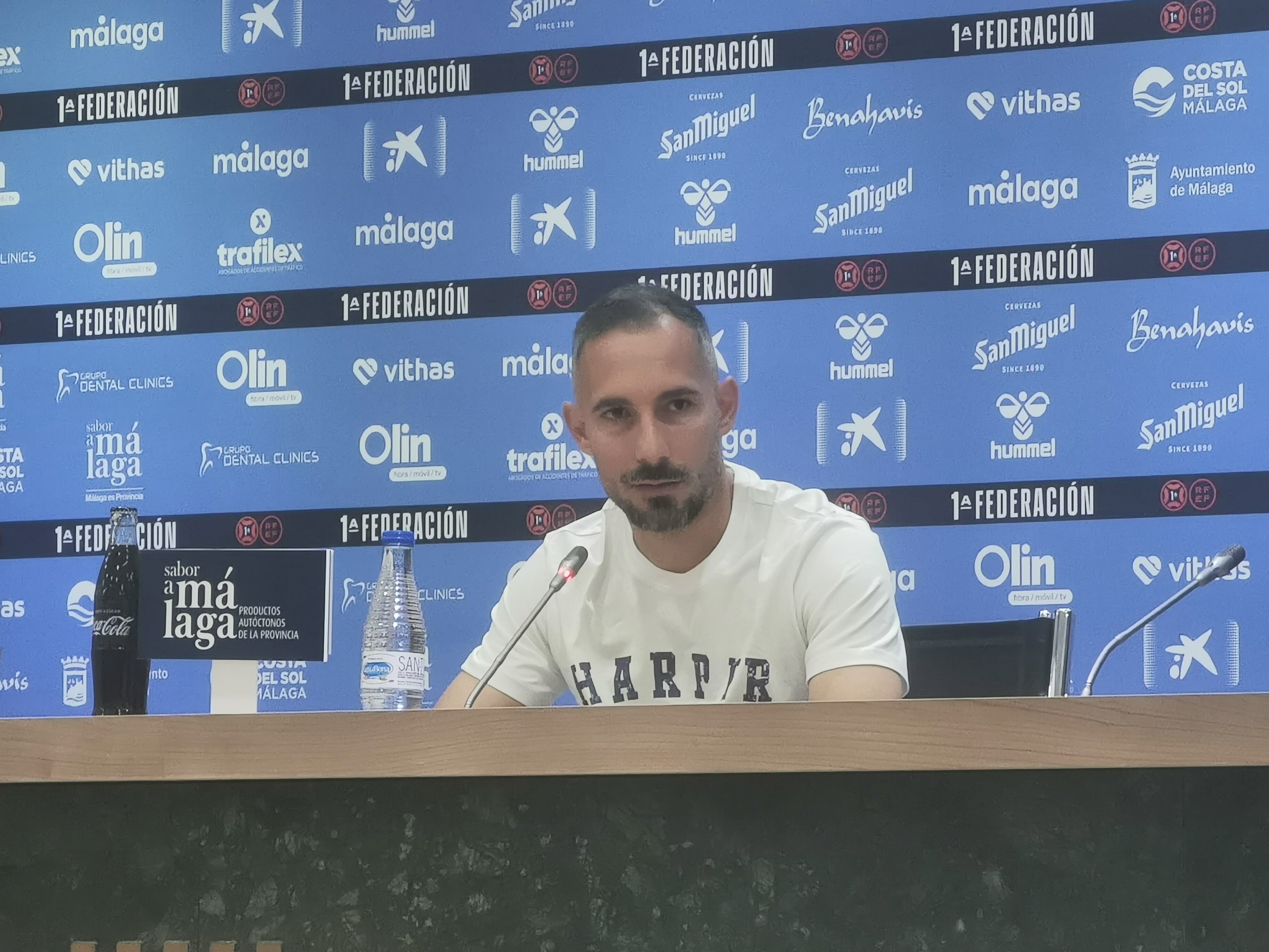 David Ferreiro, en la sala de prensa de La Rosaleda