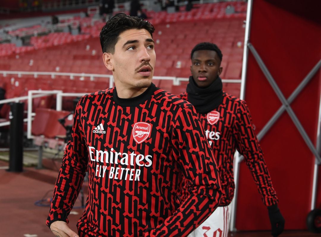 Bellerín, durante la previa del partido de Europa League ante el Molde.