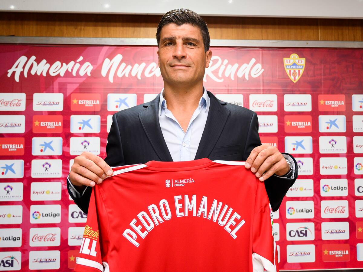 El míster que puso la primera piedra del ascenso