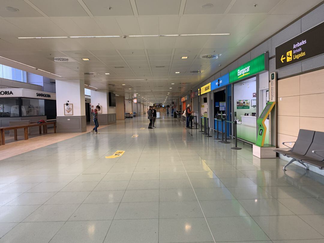 El Aeropuerto de Ibiza podrá recibir vuelos internacionales.