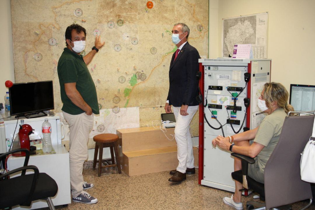 El delegado territorial de la Junta, José Mazarías, ha presentado el operativo contra incendios