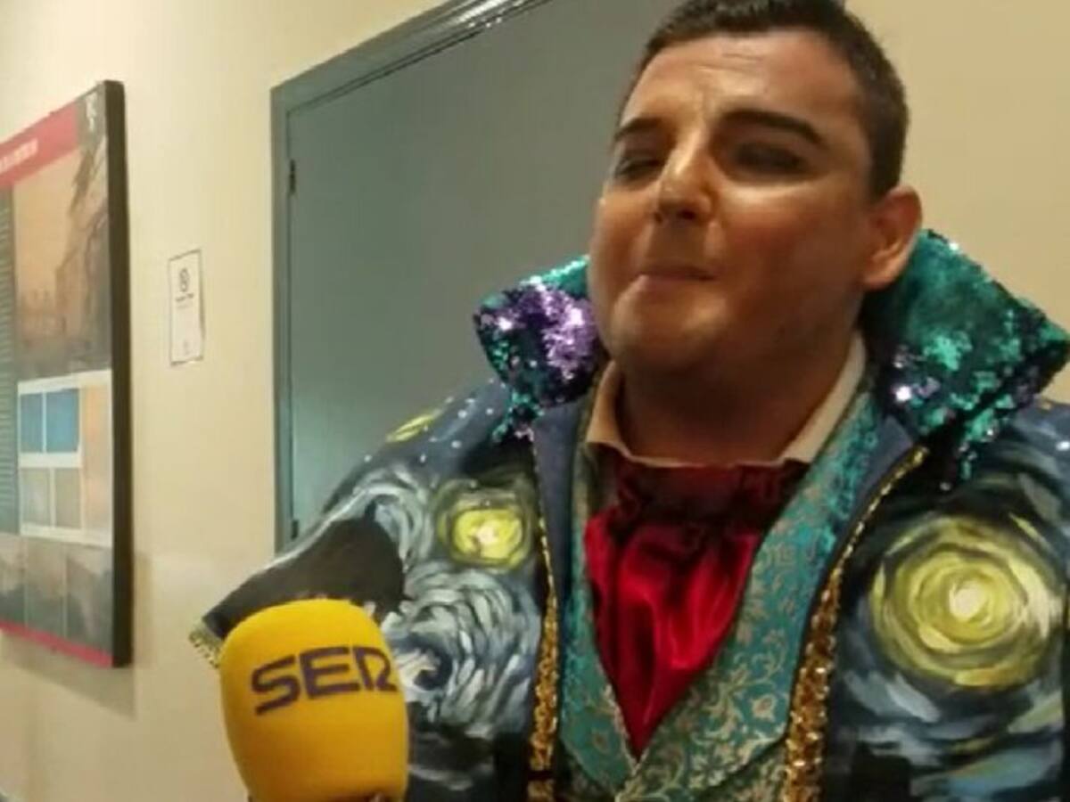 Pellejo y Piojo cantando el pasodoble de La Luz de Cádiz a tenor