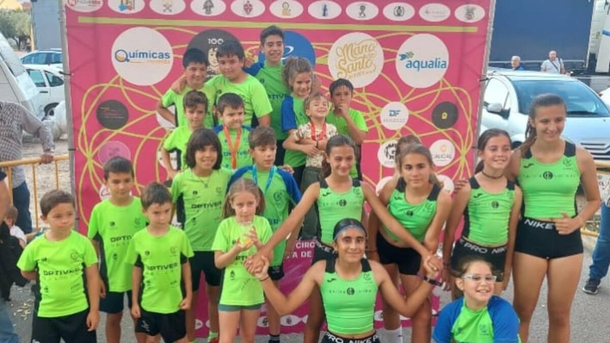 El Club Atletismo Elda logra numerosos triunfos en la Liga de Barrios de Novelda