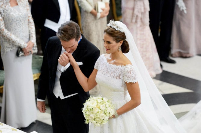 La princesa Magdalena de Suecia se casa con el financiero Christopher O&#039;Neill, en el altar de la capilla del Palacio Real de Estocolmo