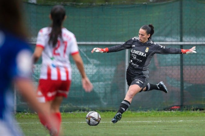 La guardameta Miralles ha disputado las 3 últimas temporadas en el Real Oviedo