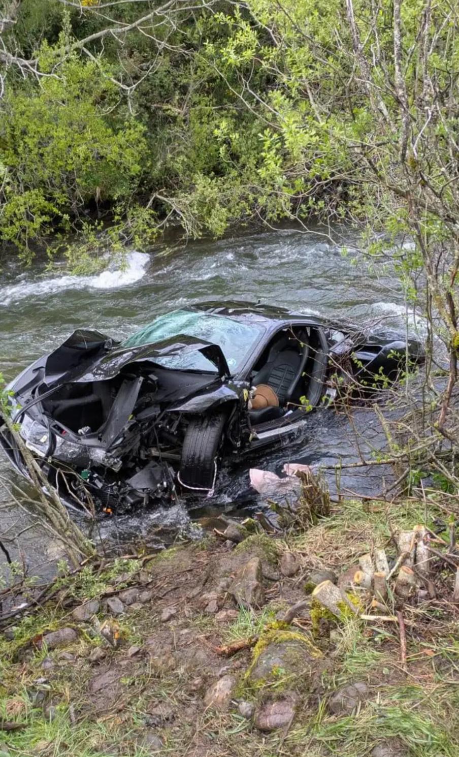 Estado en el que quedó el vehículo tras el accidente en Boca de Huérgano