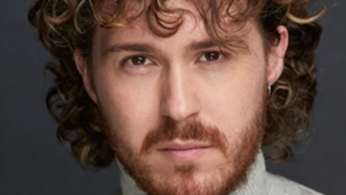 Entrevista al actor murciano Antonio Buendía, integrante del musical Los Miserables