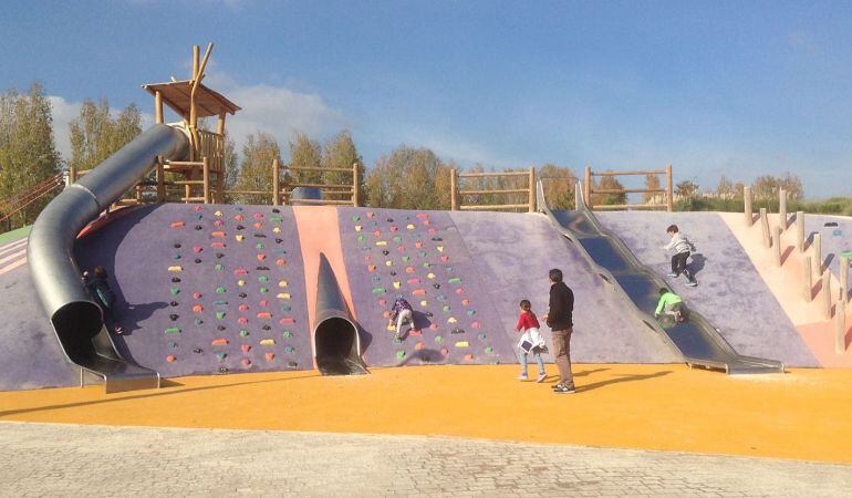 Los dibujos más votados serán los "sueños" que se publiquen en el calendario 2017 de Izquierda Independiente