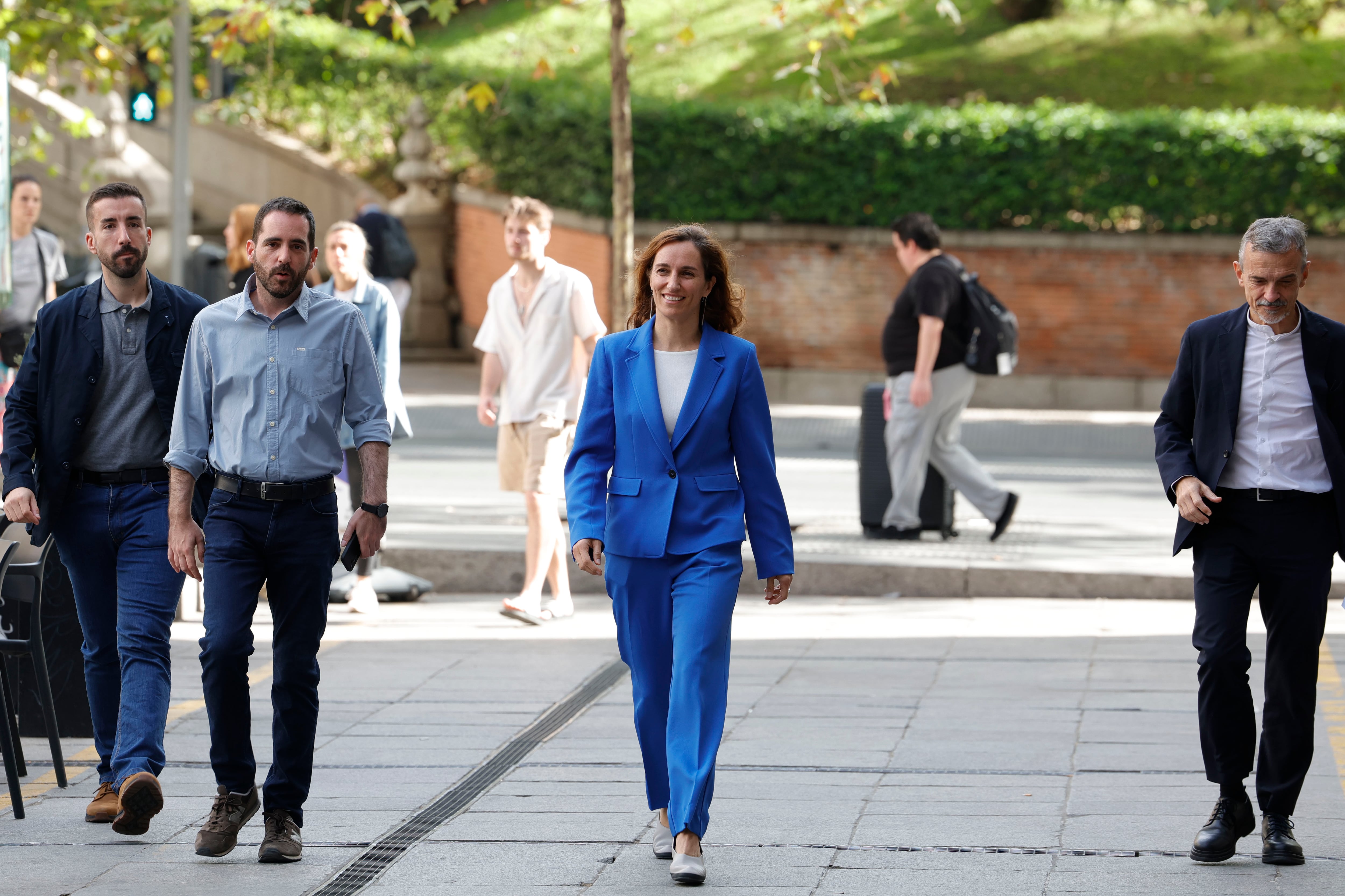 MADRID, 03/10/2025.- La ministra de Sanidad, Mónica García, a su llegada a la presentación de la Campaña de promoción de hábitos saludables para la infancia, este viernes. EFE/ Zipi