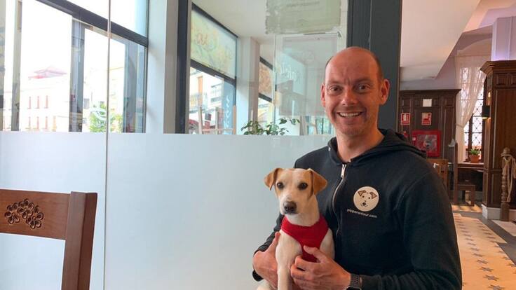 Pipper on Tour, el perro que viaja por diferentes ciudades de España para dar a conocer las experiencias dog friendly