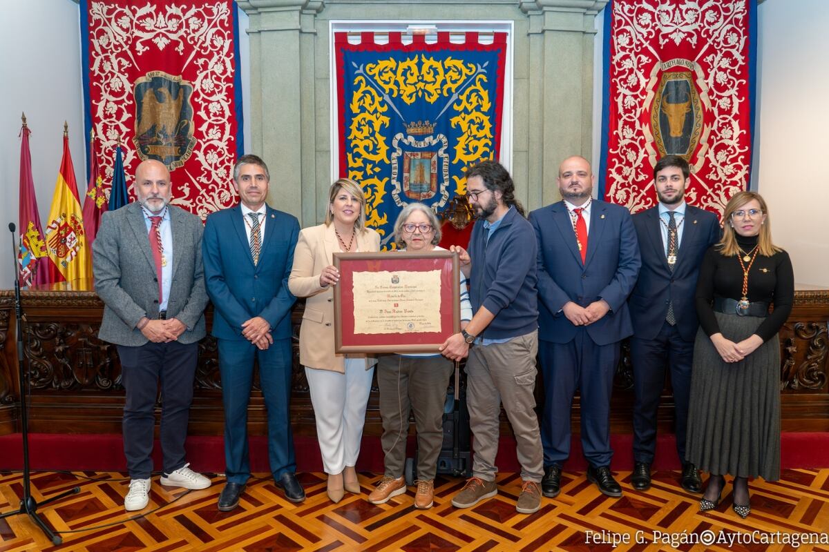 Juan Andreu Poveda recibe la Medalla de Oro de Cartagena a título póstumo.