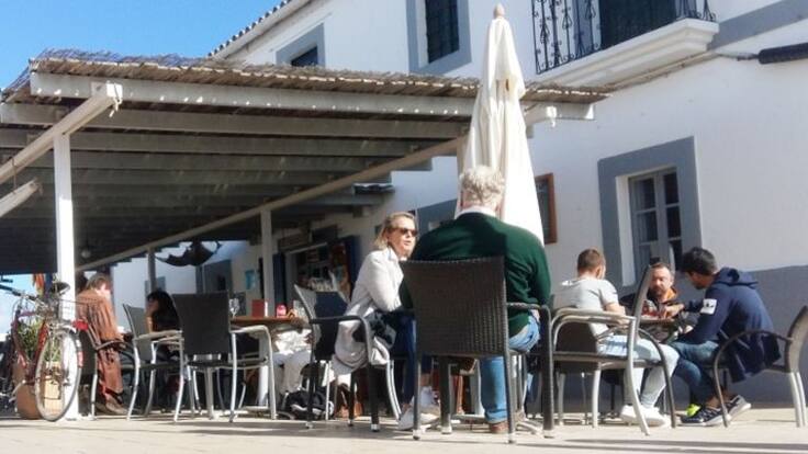 La patronal de restauración critica la "falta de planificación" del Govern con las últimas restricciones