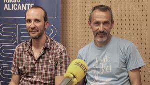 Pedro García y Enric Aragonés, miembros de Alacant en Bici