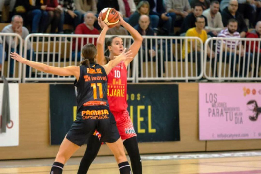 Las bercianas a punto estuvieron de conseguir la victoria ante Valencia Basket.