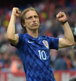 Modric celebra la victoria frente a Turquía   (RESTRICTIONS APPLY: For editorial news reporting purposes only. Not used for commercial or marketing purposes without prior written approval of UEFA. Images must appear as still images and must not emulate ma