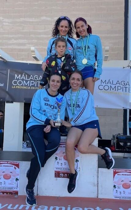 Las chicas de el Trops-Cueva de Nerja campeonas en la prueba provincial de campo a través