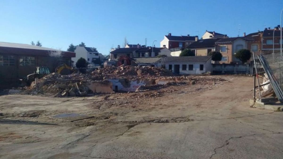 Carlos Fraile, alcalde de Cuéllar, da detalles de la reunión mantenida con el viceconsejero de Sanidad sobre el futuro centro de salud