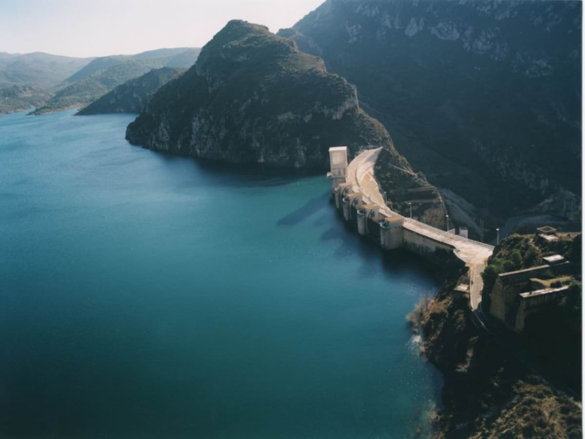 Las lluvias y nevadas llevan más agua a los embalses