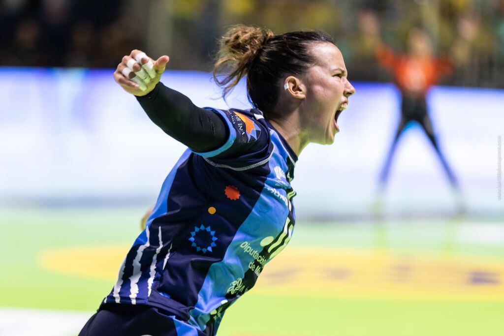 Silvia Arderius celebra un gol con el Costa del Sol Málaga