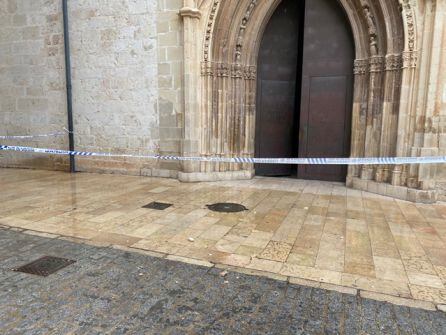 Caía de cascotes en la Colegiata de Gandia