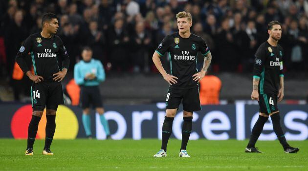 Casemiro, Kroos y Ramos, durante el encuentro de Wembley