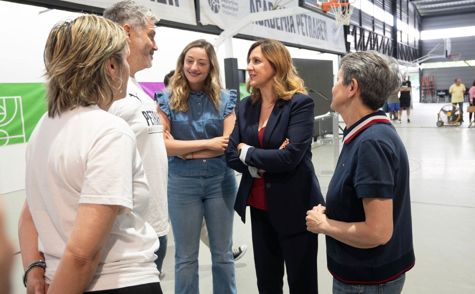 La alcaldesa María José Catalá anuncia que el Ayuntamiento de València ha adjudicado a 40 clubes la gestión de 25 instalaciones deportivas durante cuatro años