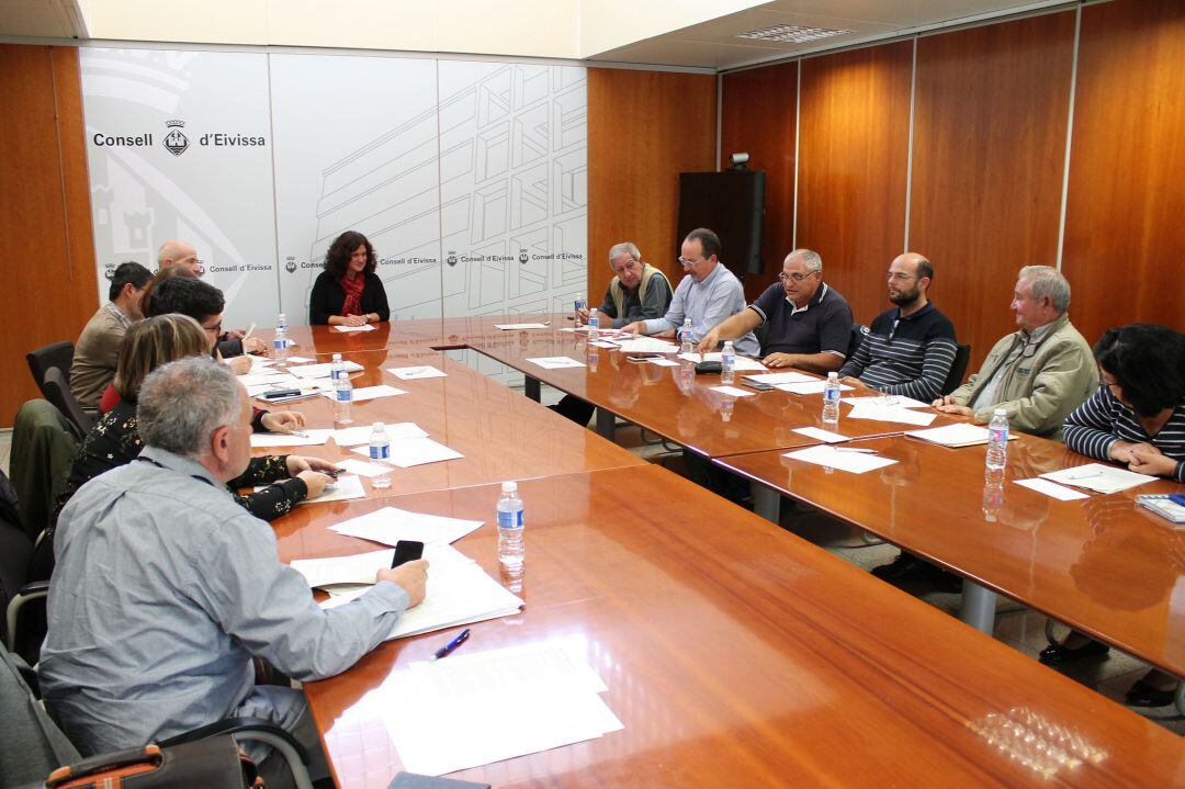 Imagen de archivo de una reunión de la mesa de transporte de Ibiza