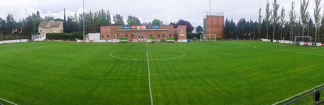 Campo Mariano Haro en Becerril de Campos (Palencia)