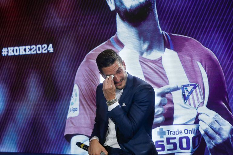 Koke, emocionado durante el acto de presentación de su ampliación de contrato hasta 2024