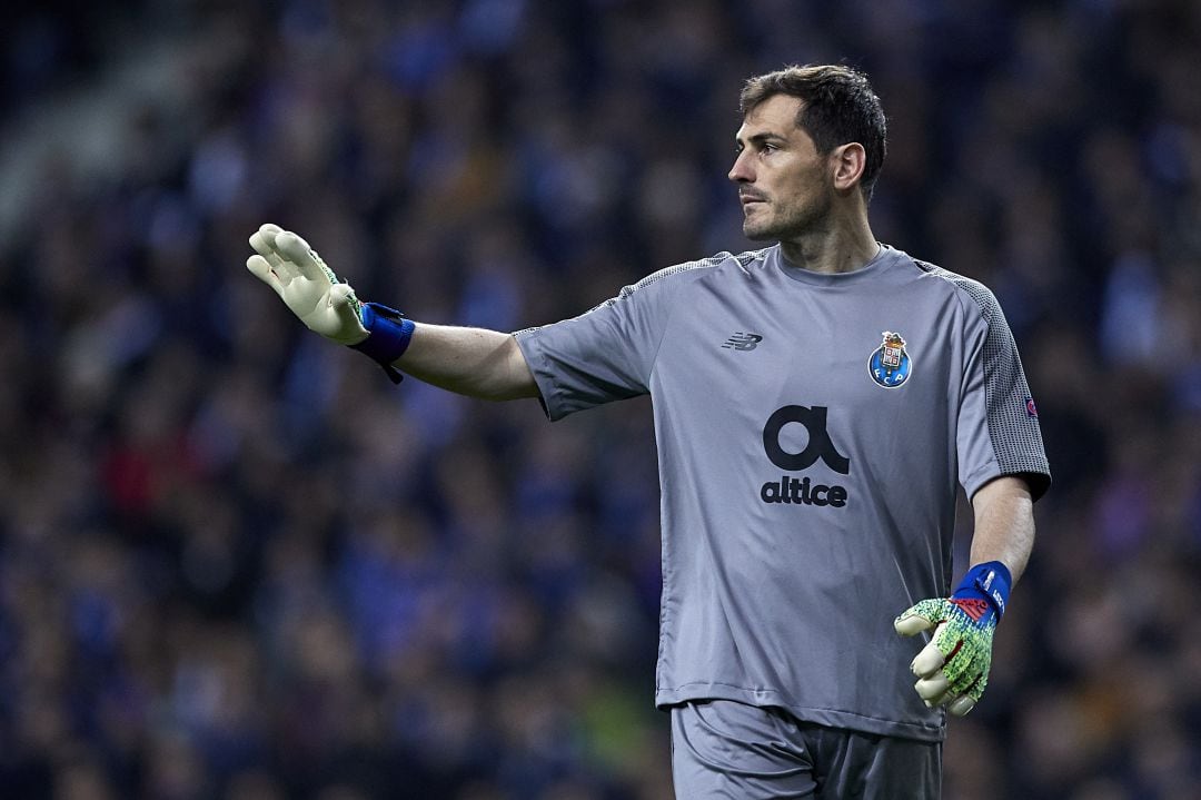 Iker Casillas en un partido con el Oporto.