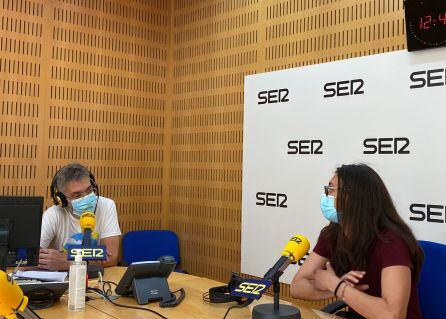 La concejala de Igualdad, Juventud y Cooperación al Desarrollo del Ayuntamiento de Murcia, Teresa Franco, charla con Paco Sánchez sobre violencia machista en Hoy por hoy Murcia