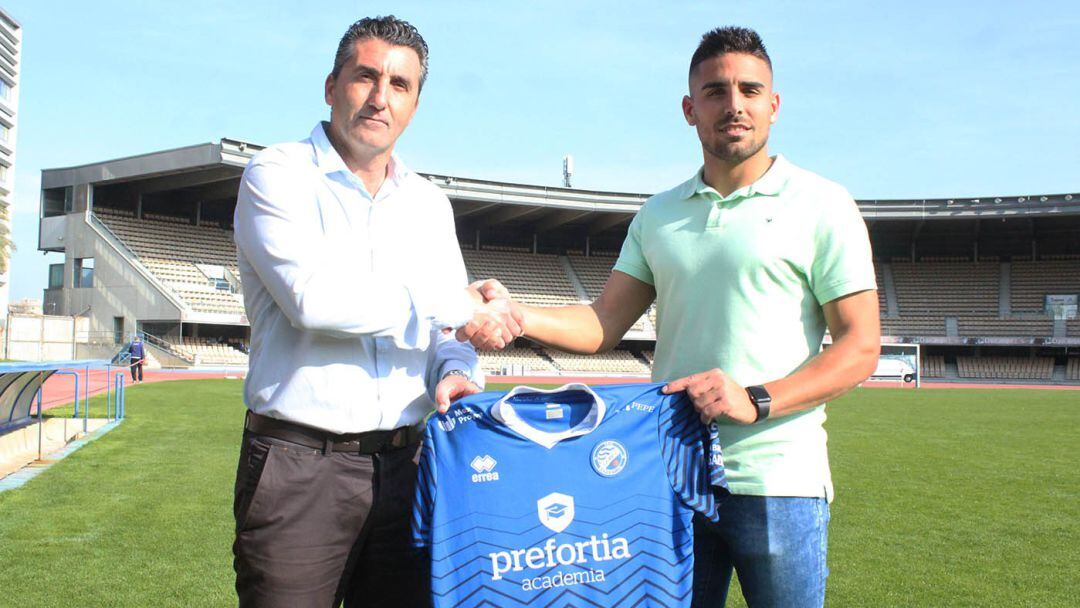 Joaqui junto a Edu Villegas en Chapín