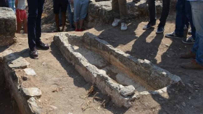 Tumba del Yacimiento "Los Hitos"