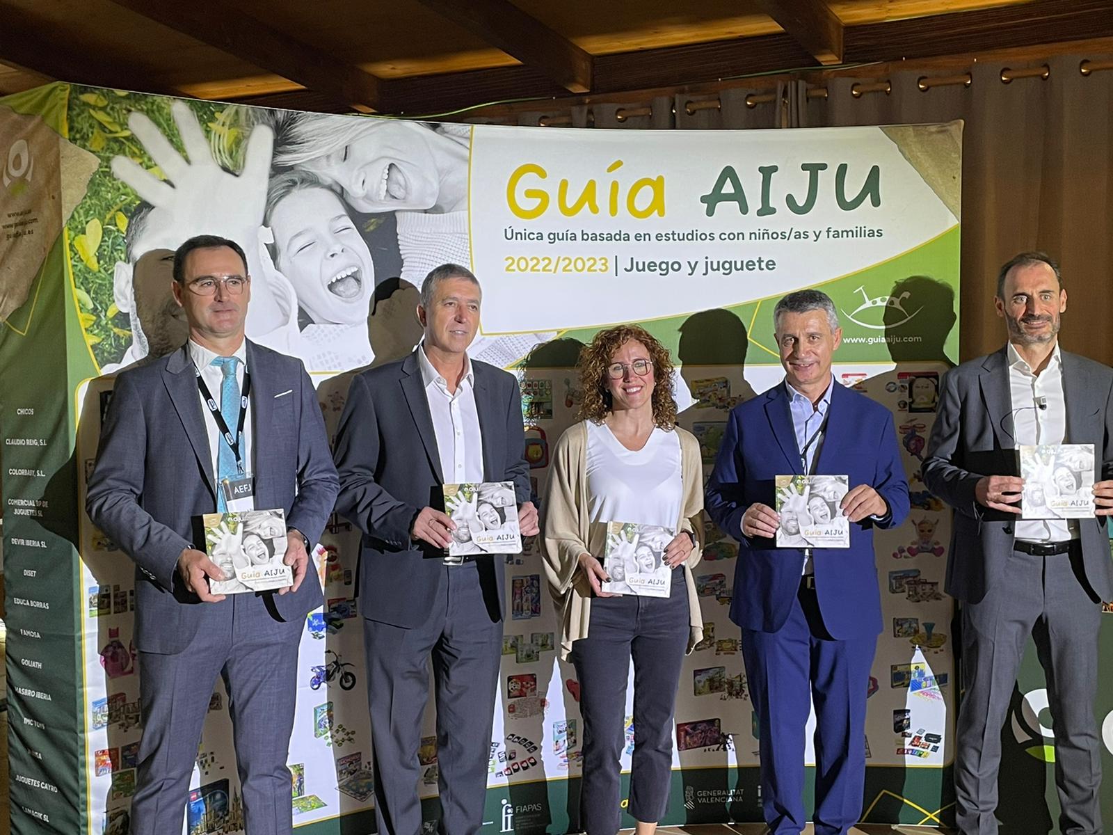 Un momento de la presentación de la Guía AIJU 2022-2023 celebrada este miércoles en Altea.