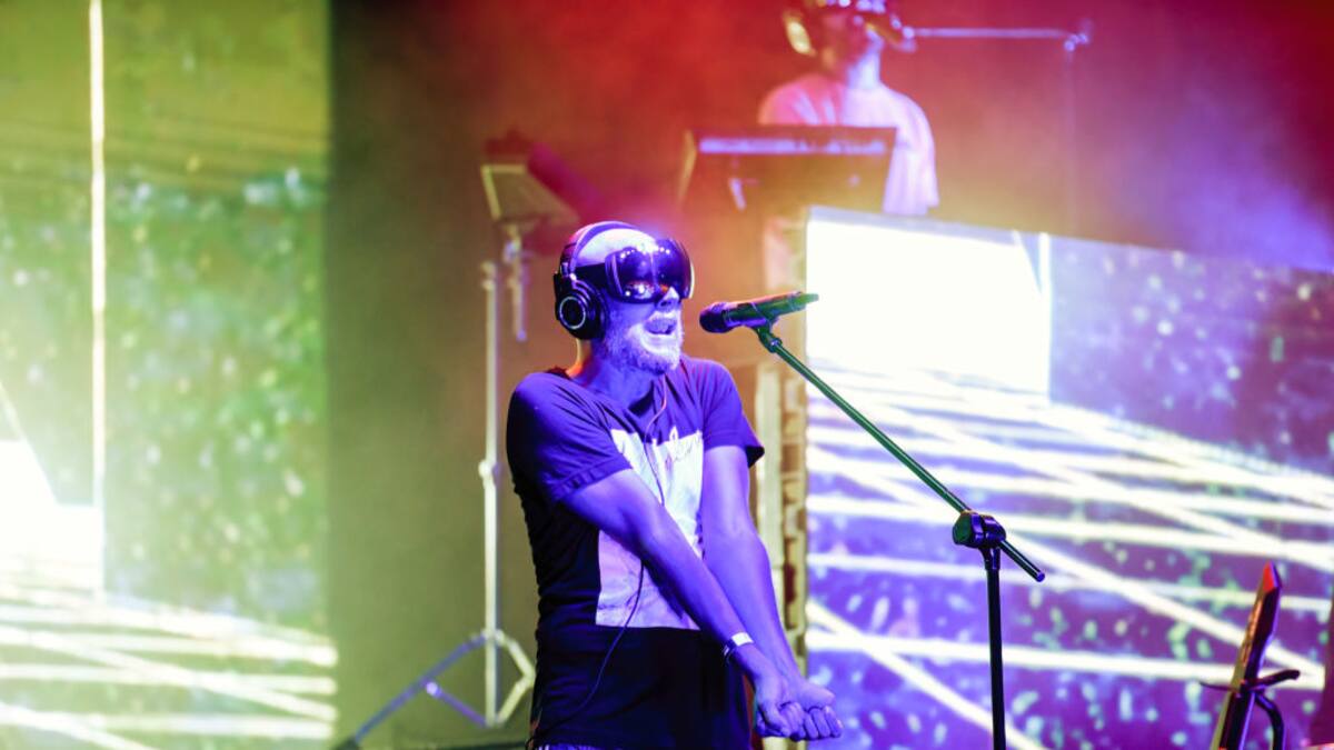 Noites do Porto: Guille Milkiway, cantante de La Casa Azul